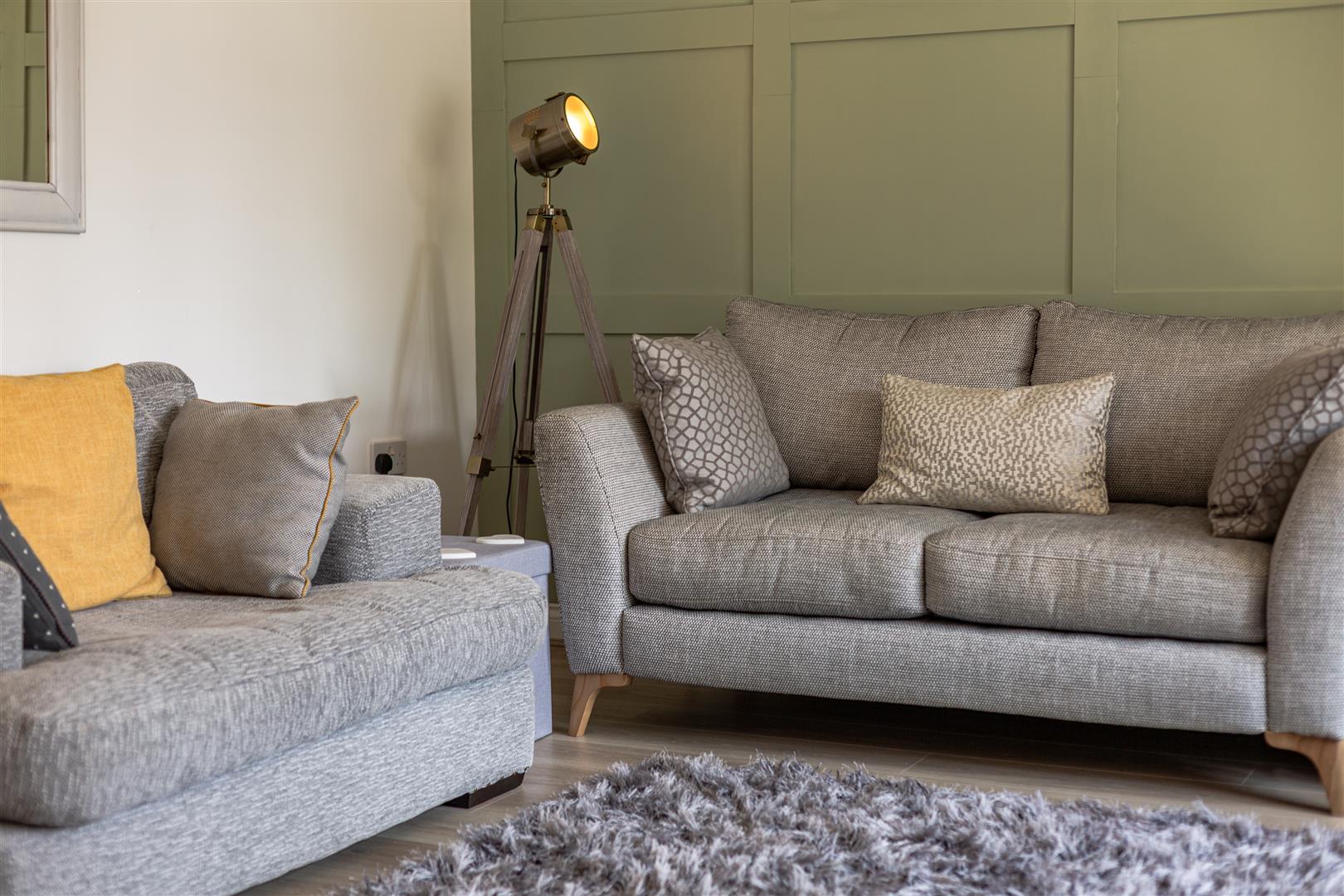 Clos Gelli Wen, Pontardawe, Swansea, SA8 3DF